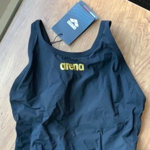 Arena carbon glide size 28 open back kneeskin